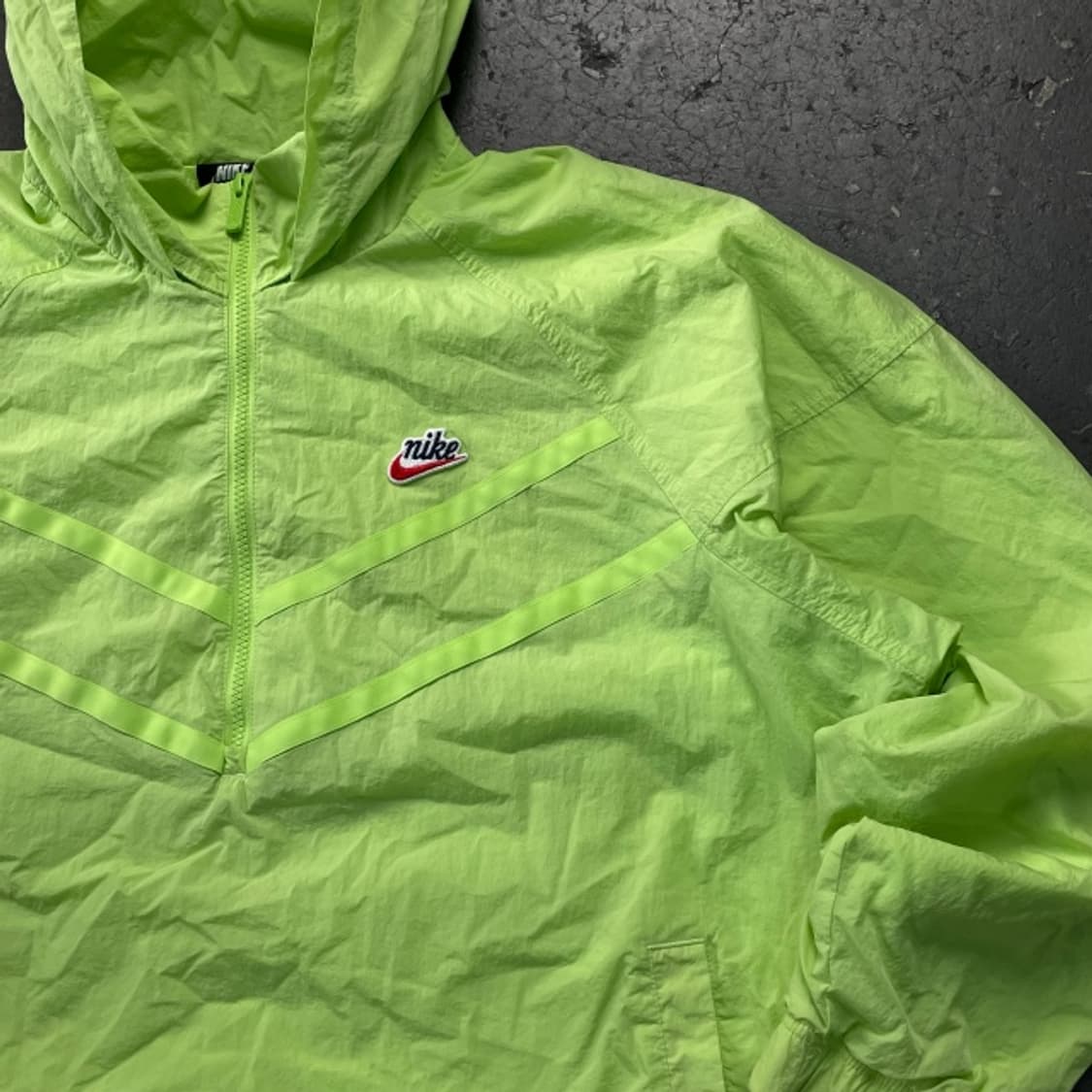 105 나이키 헤리티지 윈드러너 아노락 상품이미지2