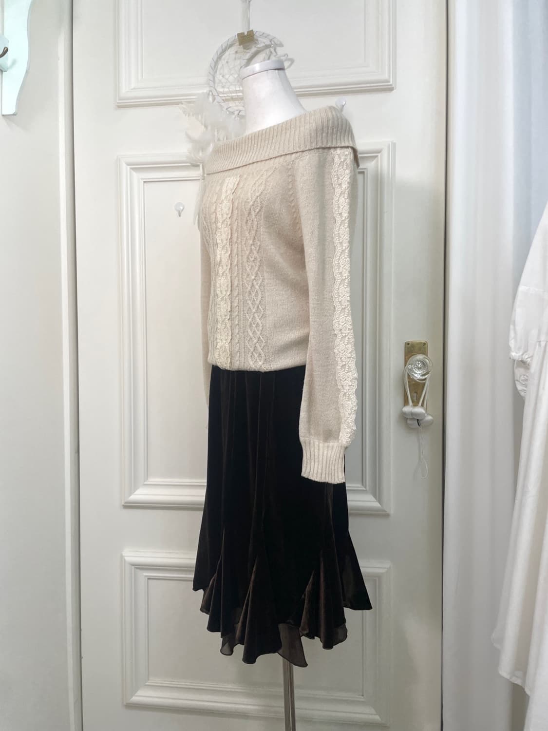 LEST ROSE lace off-shoulder fairy sweate 상품이미지2