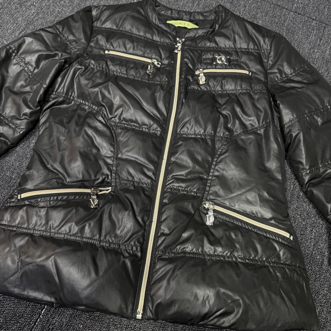 베르사체 진스 푸퍼 패딩자켓 상품이미지5