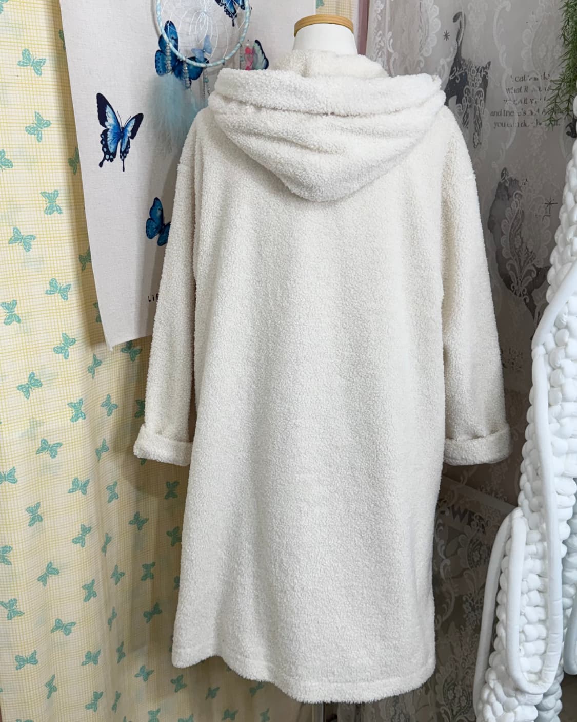 아이보리 뽀글이 후드 롱 코트 상품이미지7