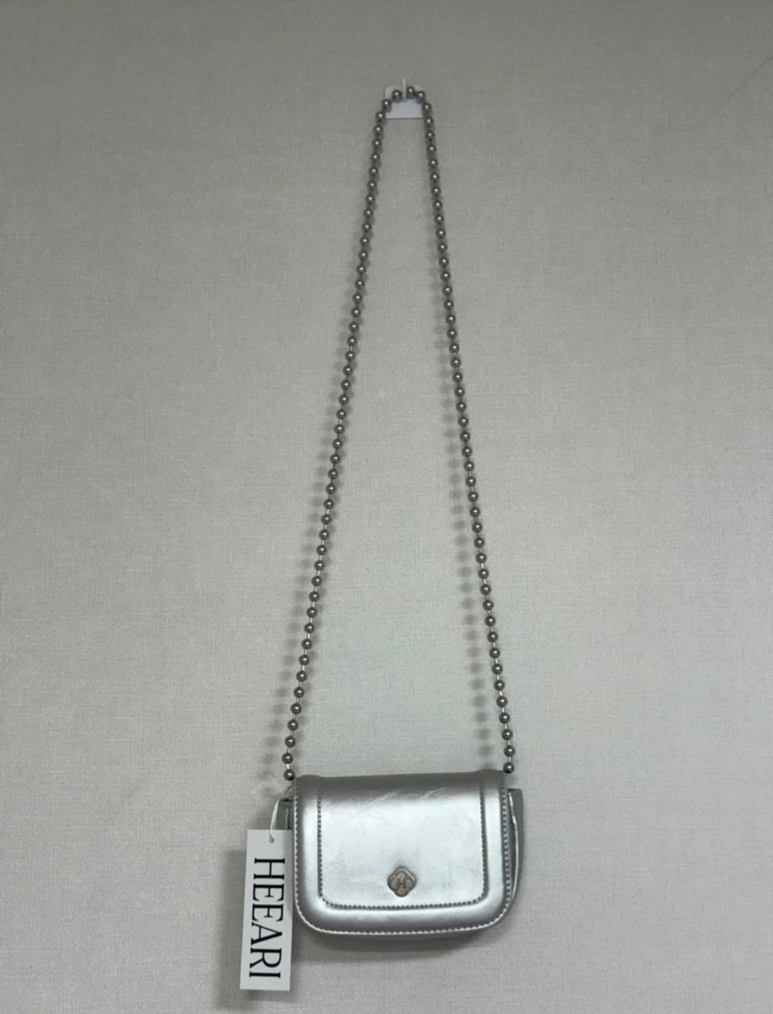 히어리 포피 체인 미니백 실버 상품이미지2