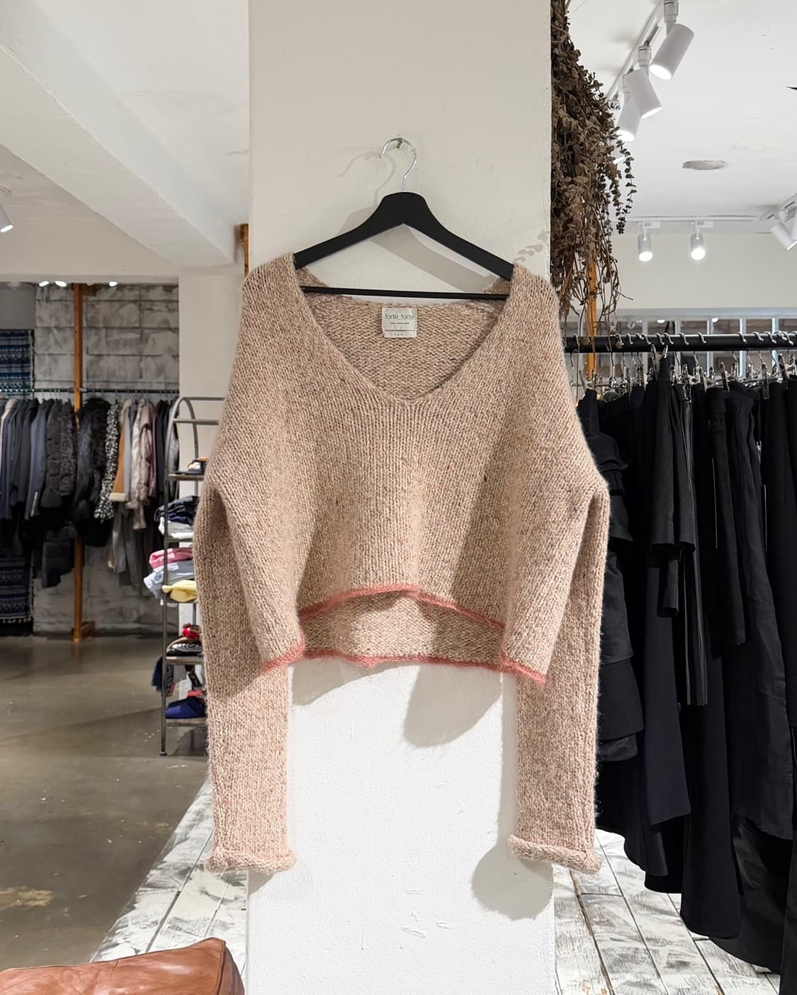 포르테 포르테 핑크 딥 브이넥 스웨터 상품이미지1