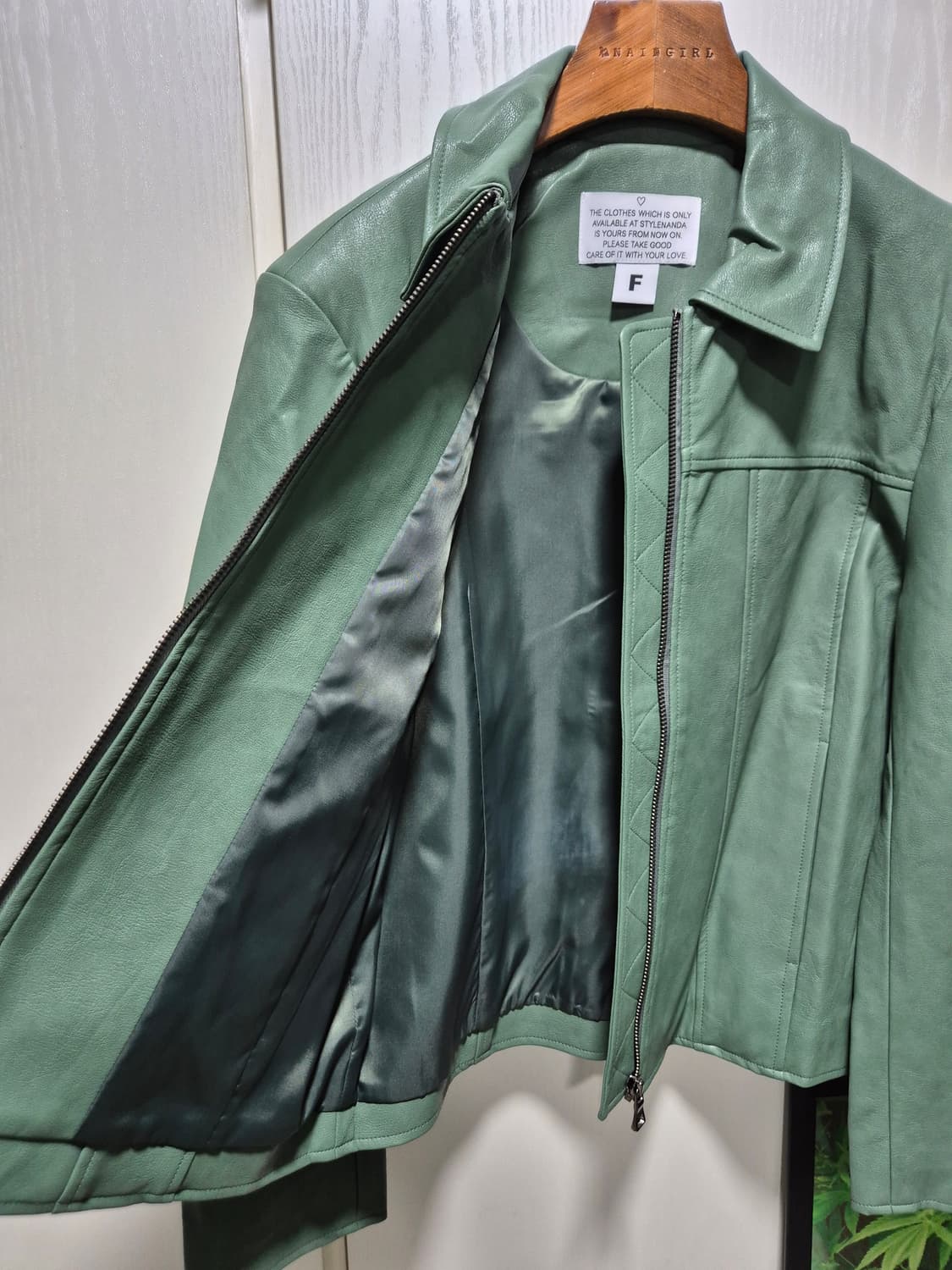 (타임세일)(새상품)민트그린 레더 자켓 상품이미지5
