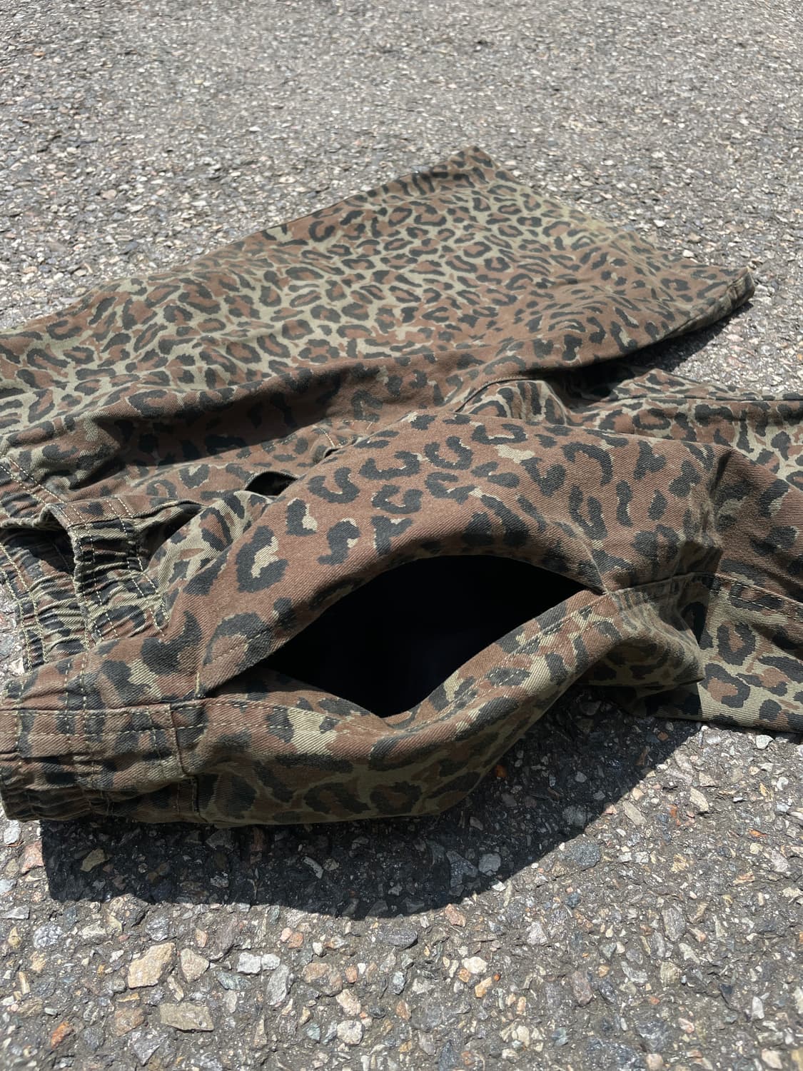Stüssy Japan Leopard Beach Shorts (L) 상품이미지3