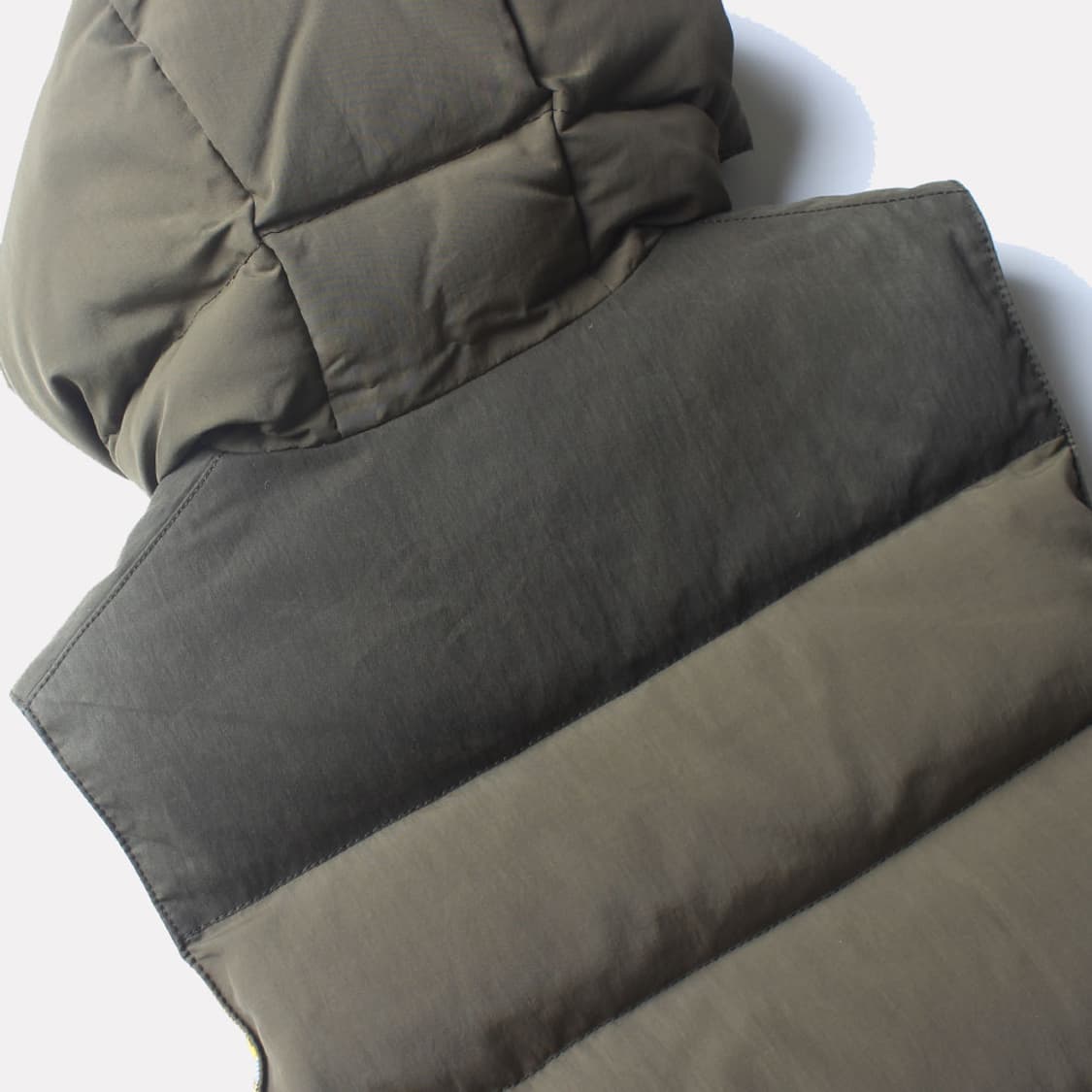 준야와타나베 X 꼼데가르송 패딩베스트_2721 상품이미지10