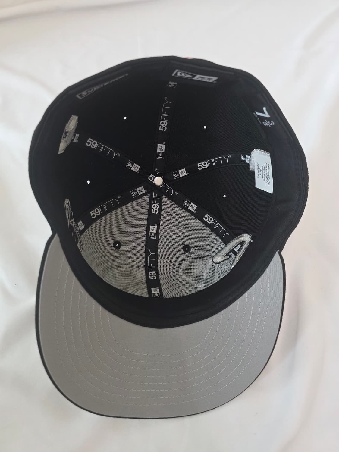 슈프림 멀티 S 로고 뉴에라 블랙 상품이미지3