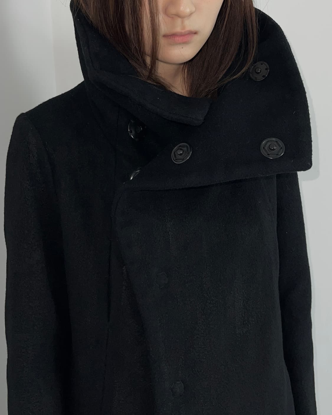 The Viridi Anne (더 비리디안) 코팅 하이넥 멜튼 울 코트 상품이미지5
