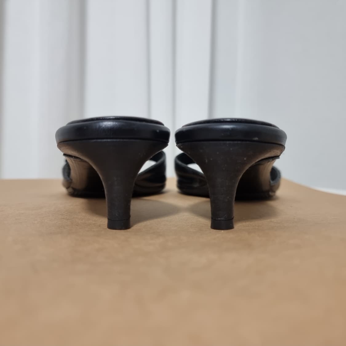 발리 Bally 가죽 샌들 슬리퍼 힐 슈즈 (7.5/245) 상태좋음 상품이미지5