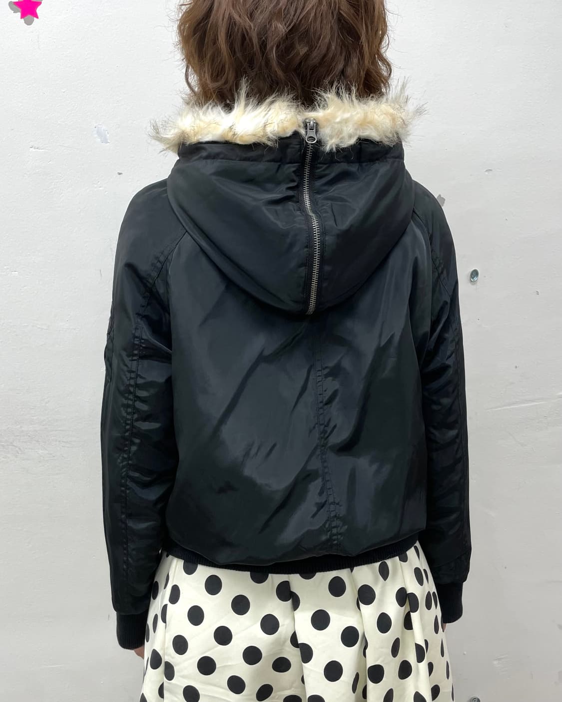  n2b Glossy Black Padded Jumper  상품이미지5