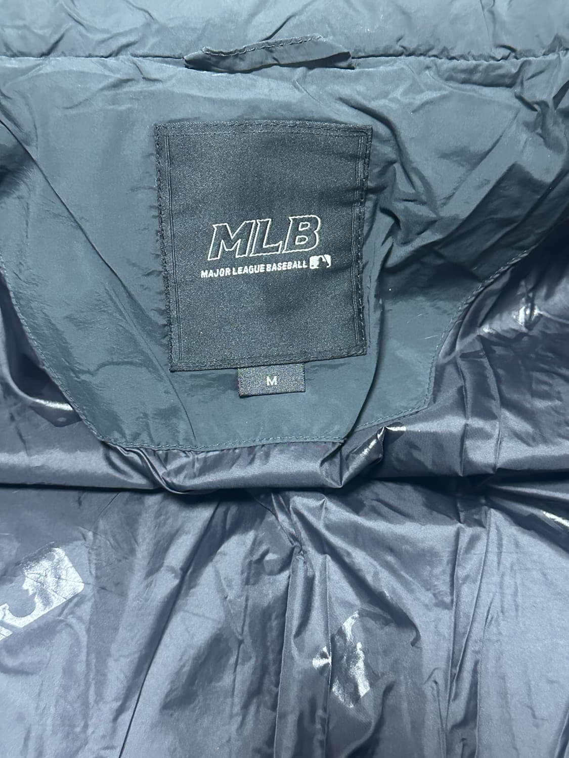 MLB 숏패딩 블랙 m 상품이미지4