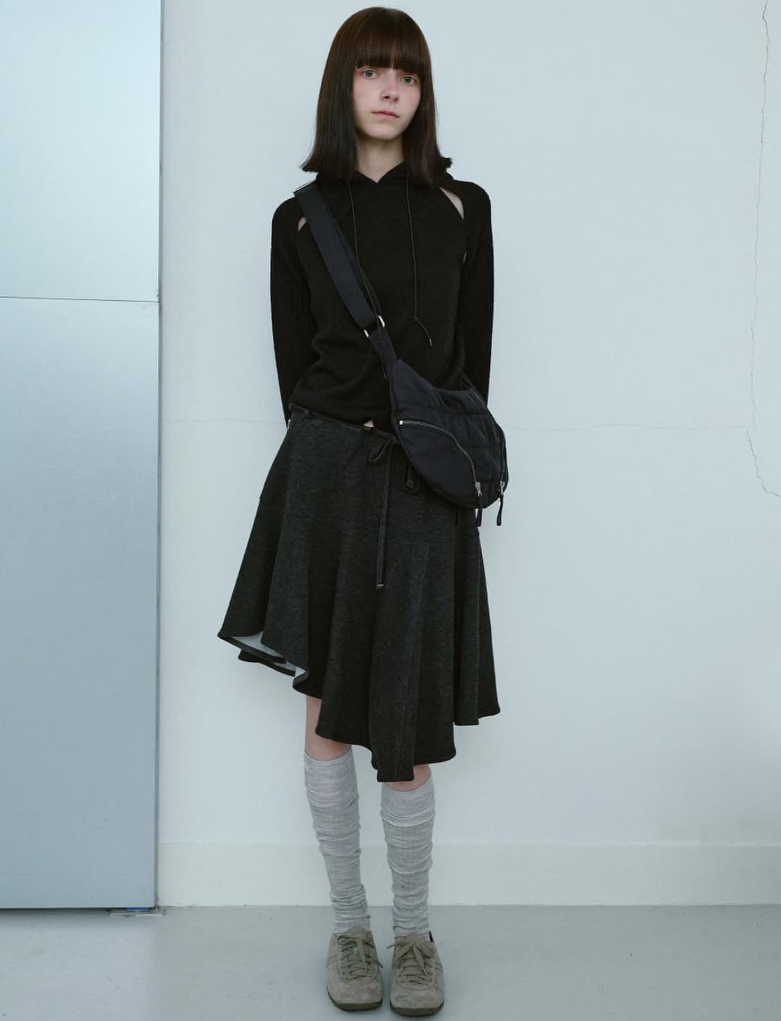 타입서비스 언발란스 스커트 챠콜  상품이미지2