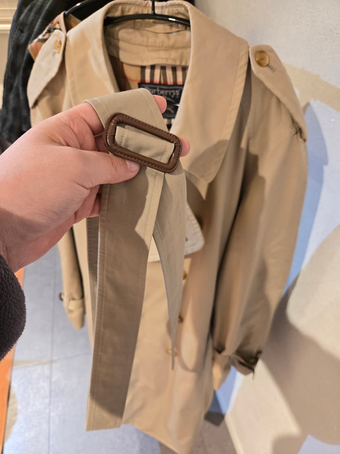 버버리 헤리티지 트렌치코트 (탈착 내피)베이지 52 상품이미지4