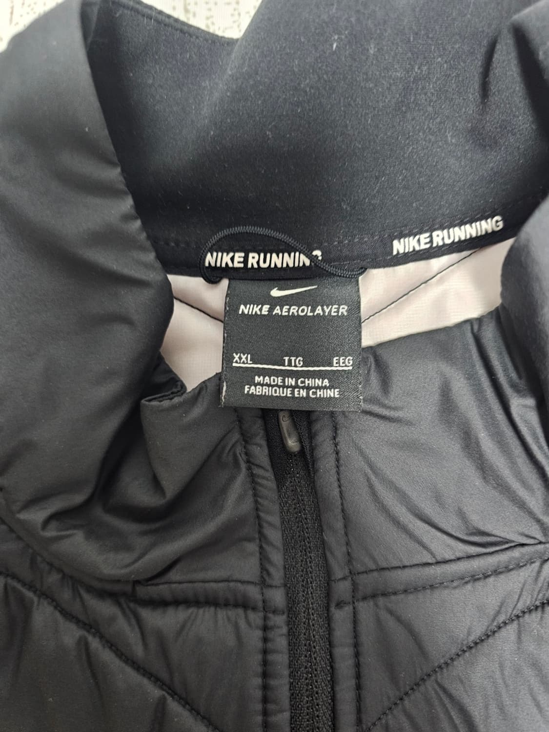 나이키 에어로로프트 조끼 상품이미지2