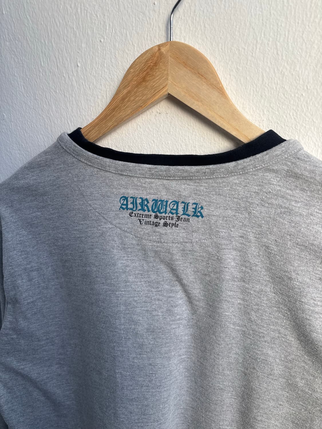 Air Walk Layered Graphic Long Sleeve 상품이미지3