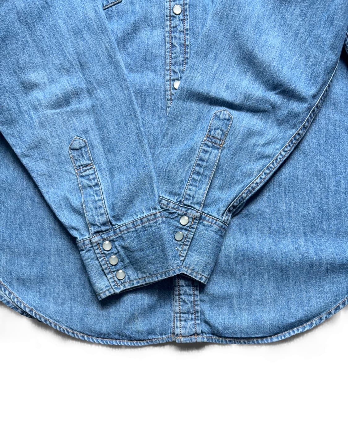 Levi's Fitted Denim Western Shirt 상품이미지5