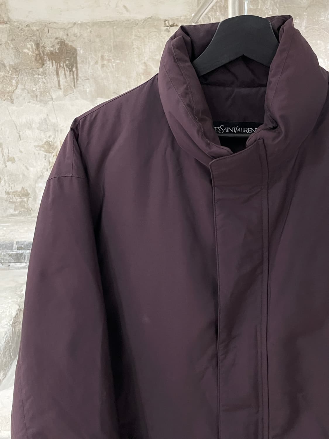 이브 생로랑 뿌르 옴므 버건디 로고 폴리에스텔 푸퍼 자켓 상품이미지2