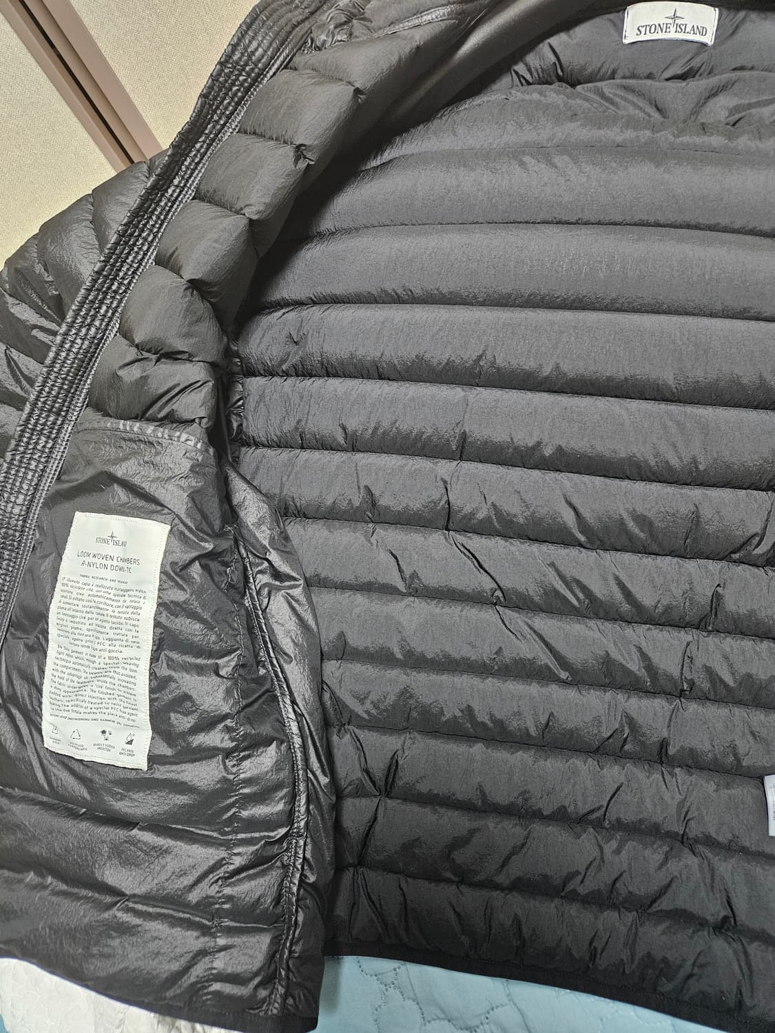 Stone island 경량패딩 새제품 상품이미지4