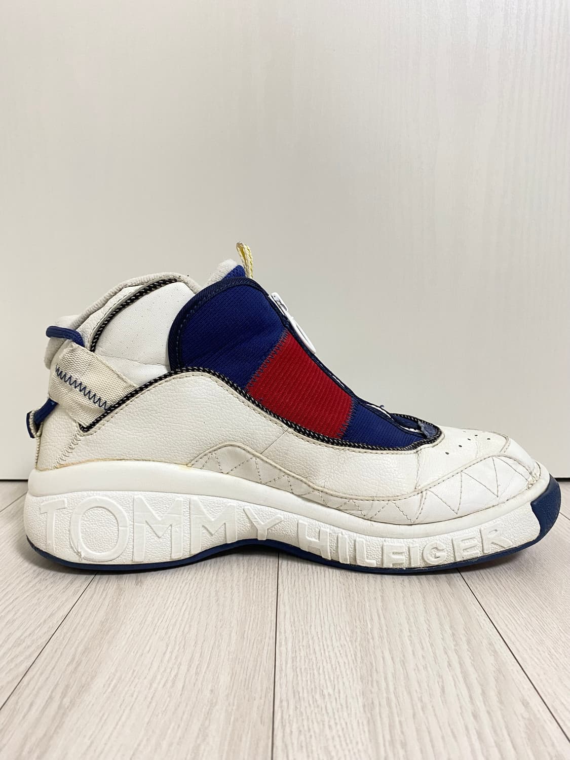 1997년 TOMMY HILFIGER SNEAKERS OG 상품이미지7