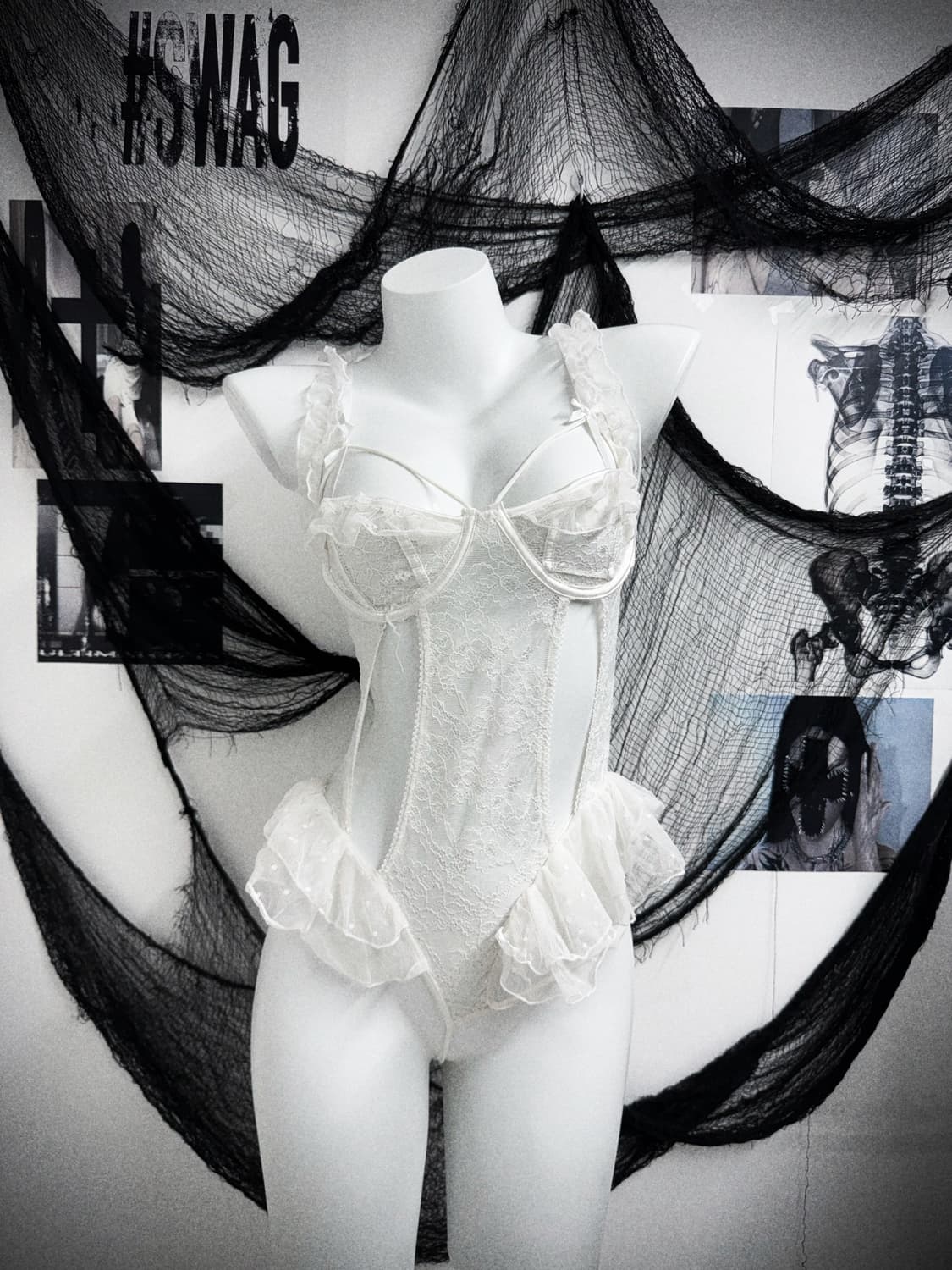 Lace ruffle white lingerie 상품이미지1