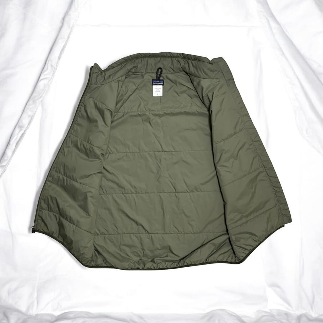 Patagonia Mars Puffball Vest 상품이미지3