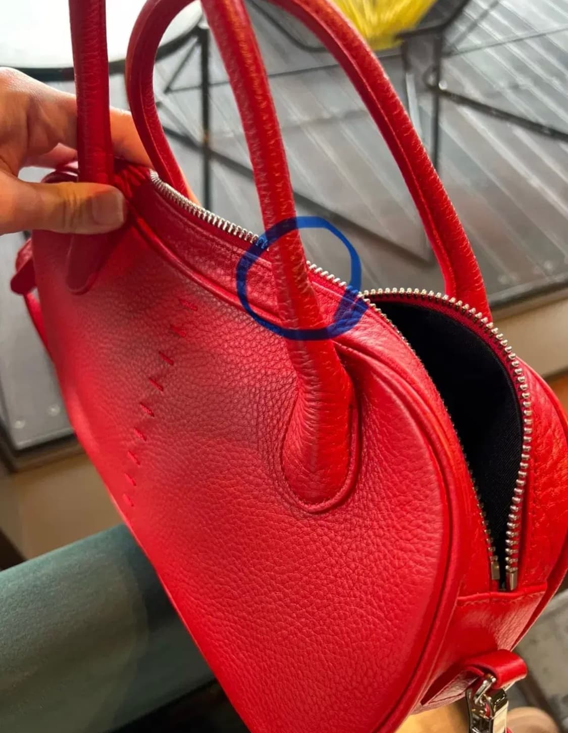 마뗑킴 피넛백 레드  상품이미지4