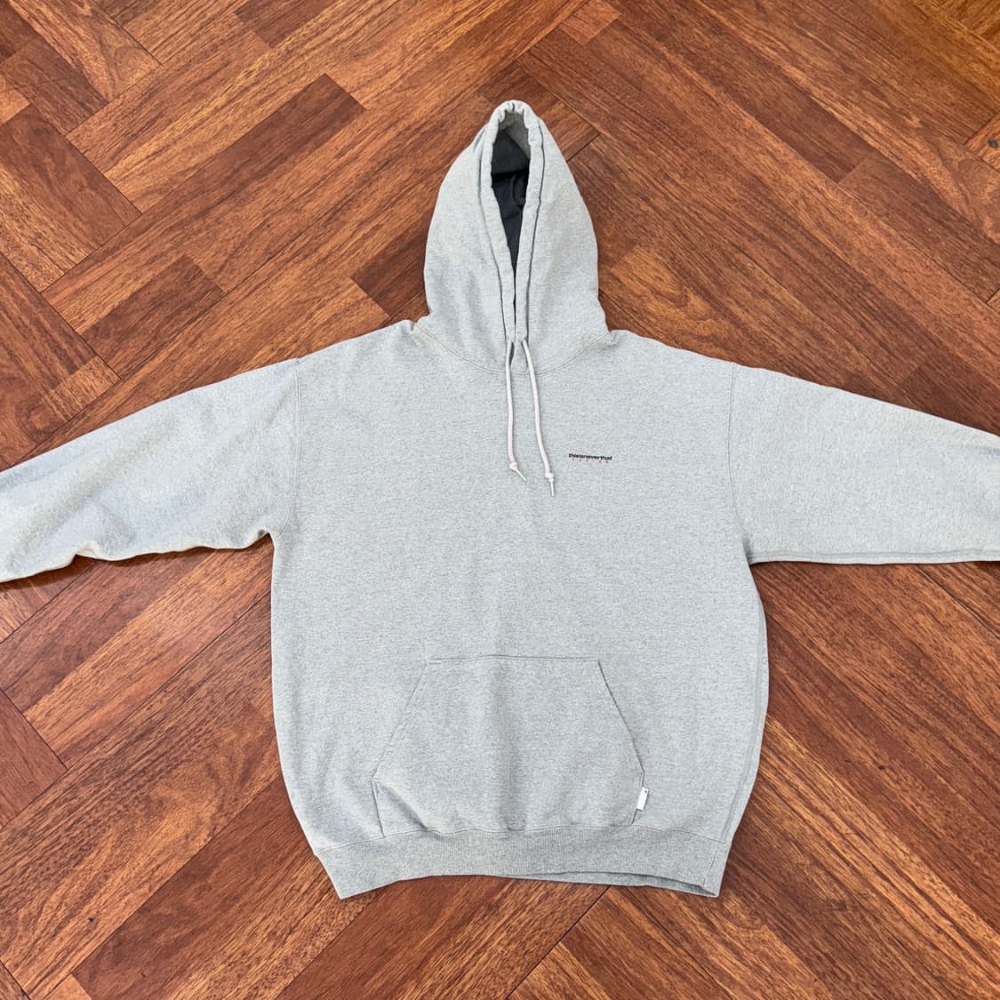 XL 디스이즈네버댓 디네댓 그레이 후드 티셔츠  . 상품이미지2