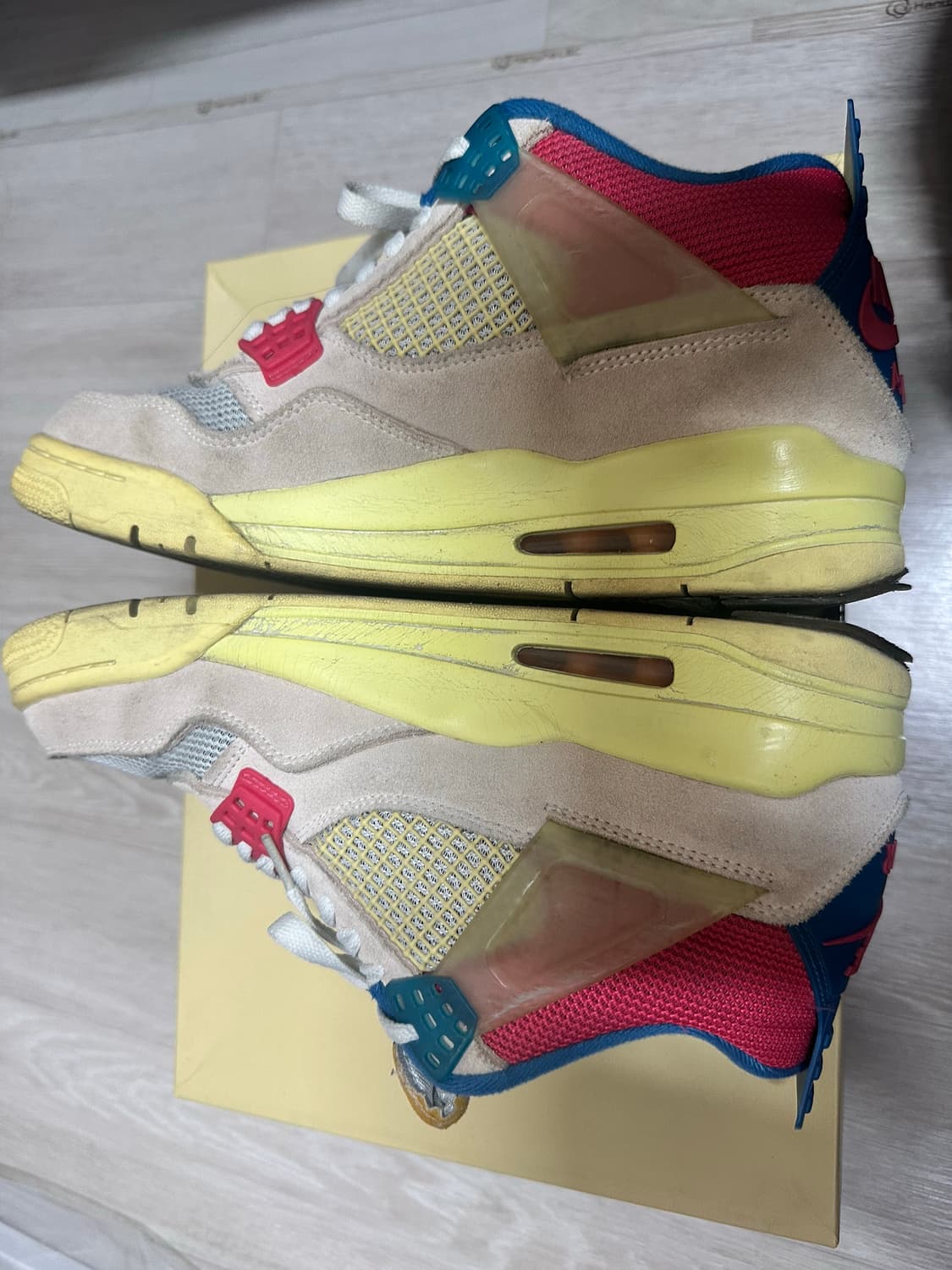 조던 4 x 유니온 레트로 구아바 아이스 275 상품이미지5