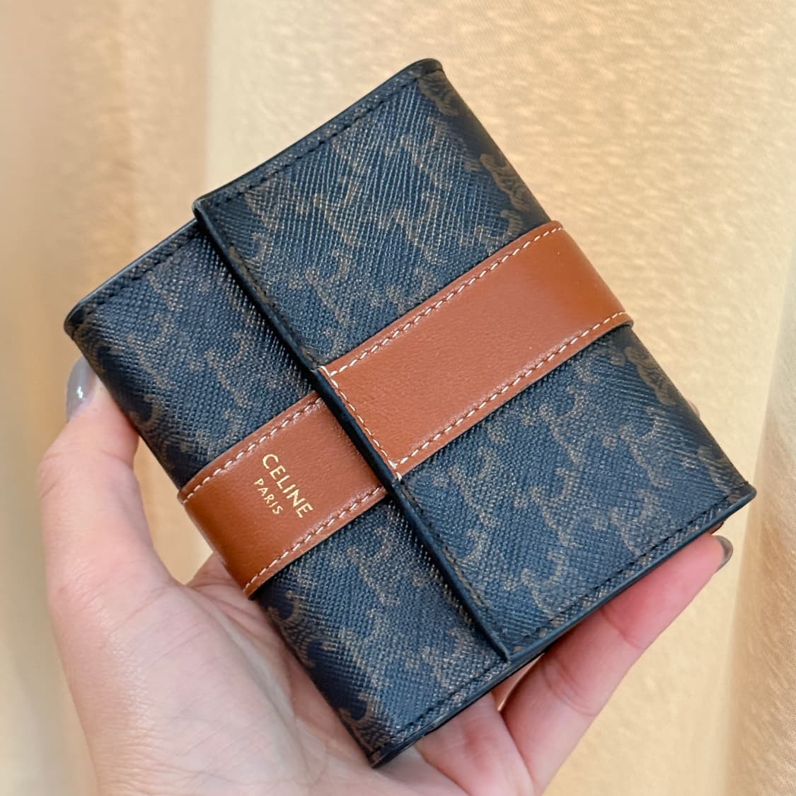 셀린느 정품 트리오페 트리폴드 여성 반지갑 상품이미지2