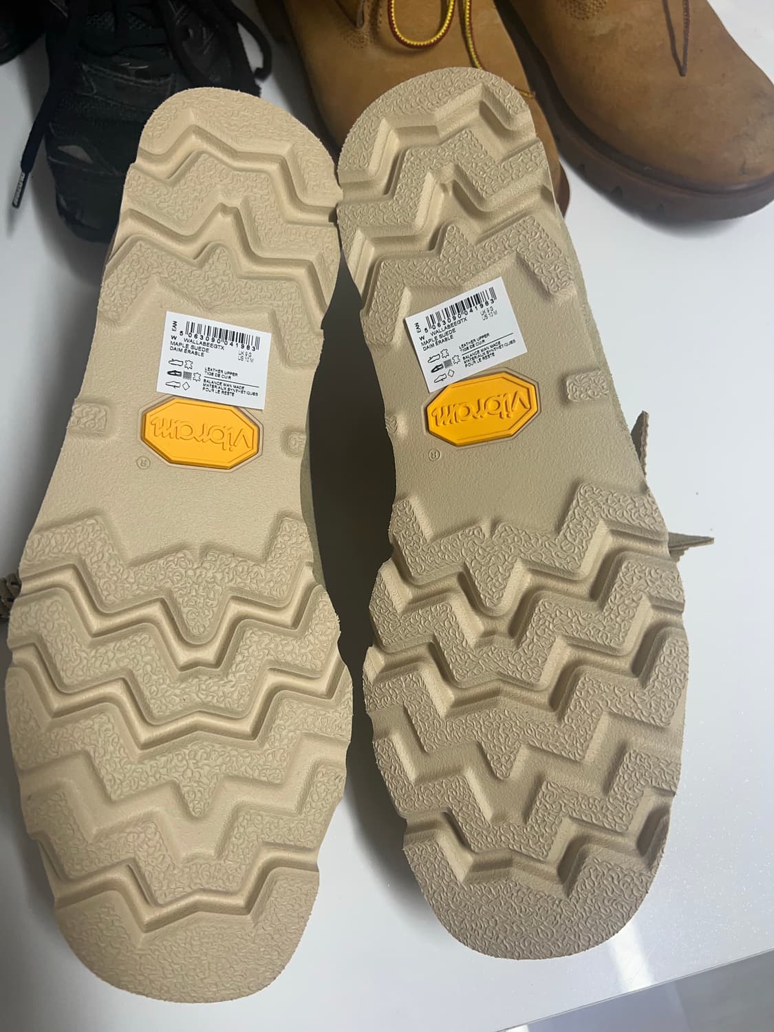 270) 클락스 왈라비 고어텍스 메이플 상품이미지2