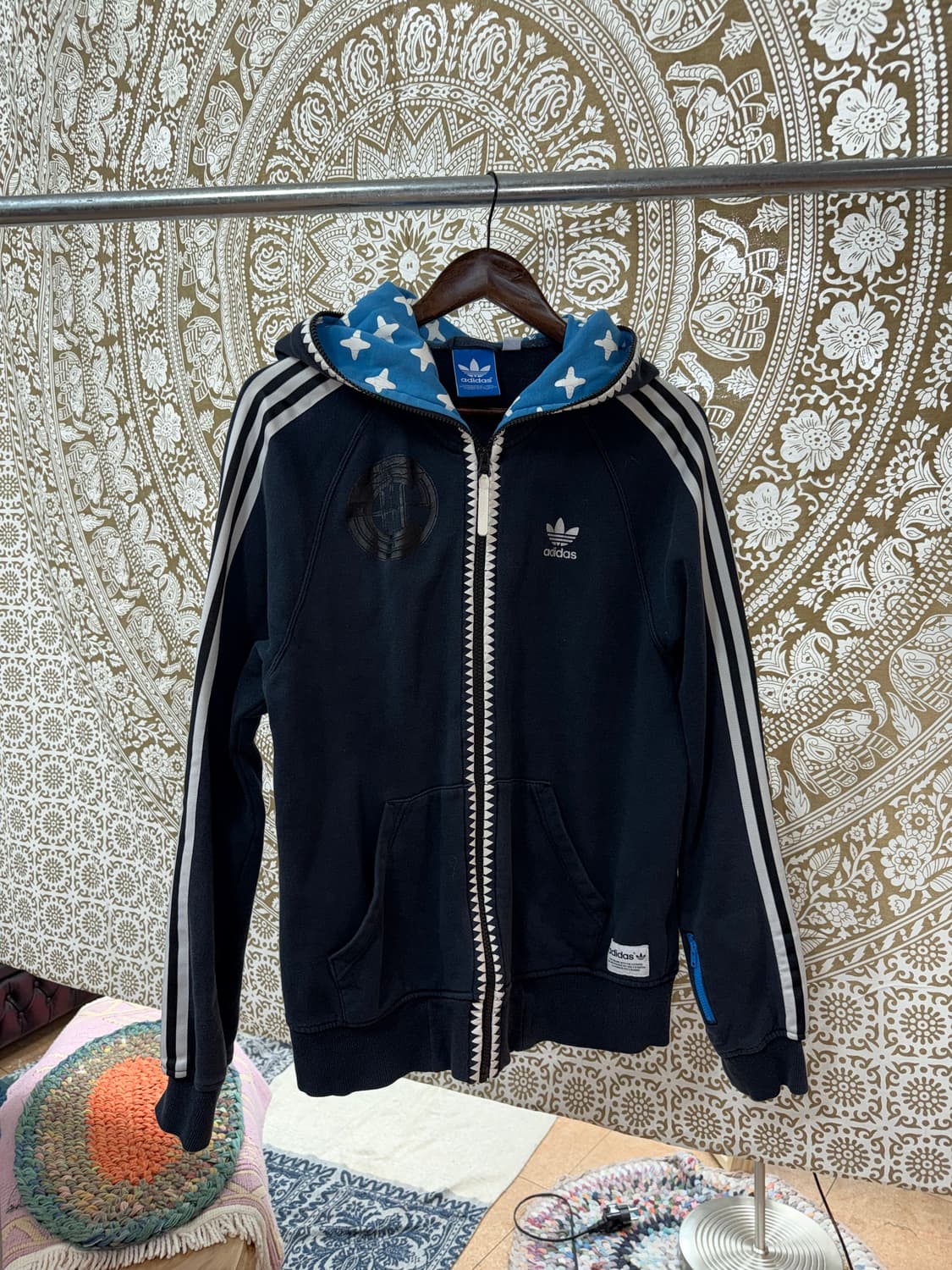 아디다스 스타프린팅 샤크 후드집업 상품이미지3