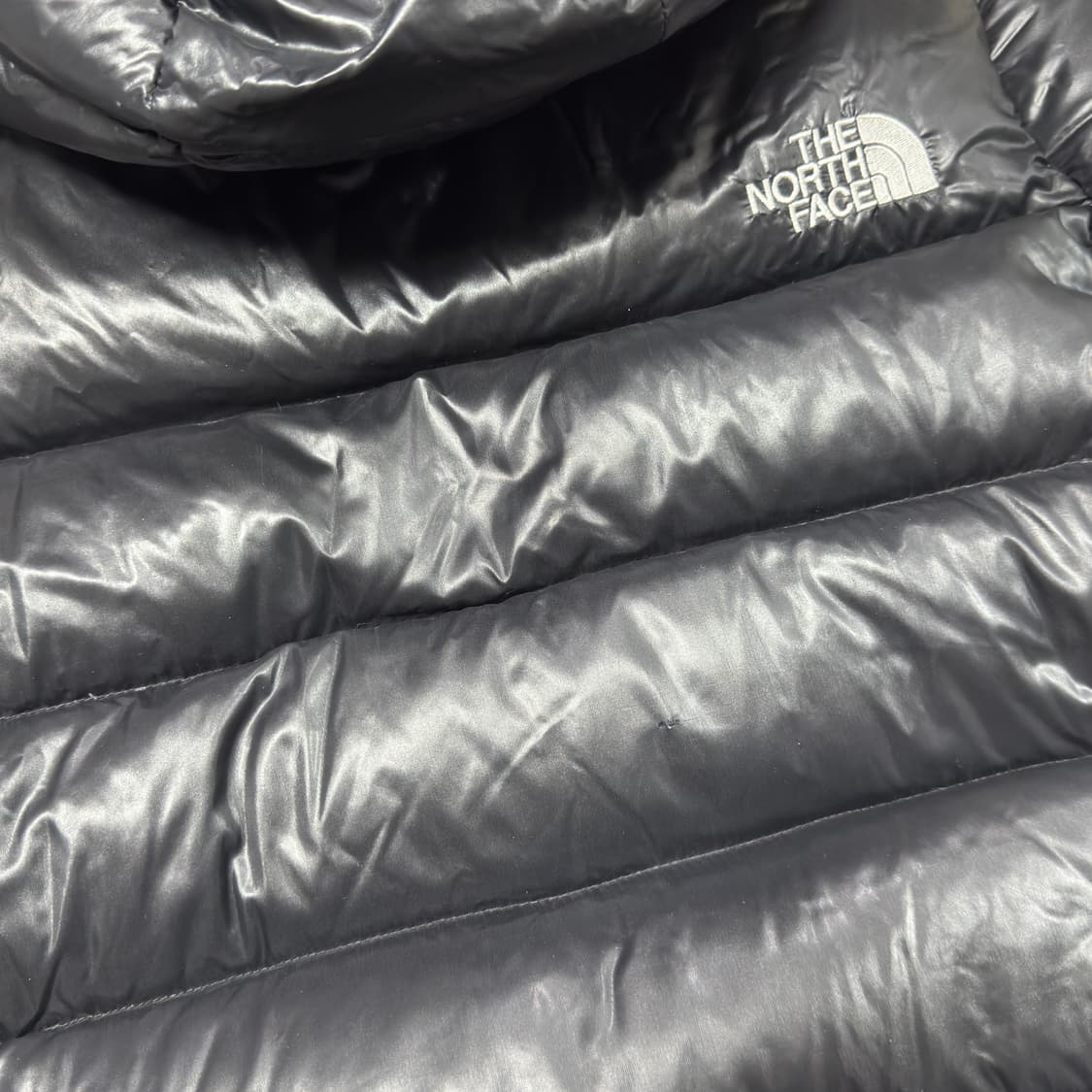 노스페이스 눕시 700 메트로 유광 패딩 상품이미지9