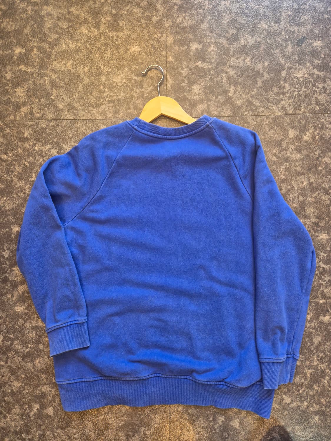 럭키슈에뜨(Lucky Chouette) 브랜드 LUCKY' 시퀸 맨투맨 상품이미지7