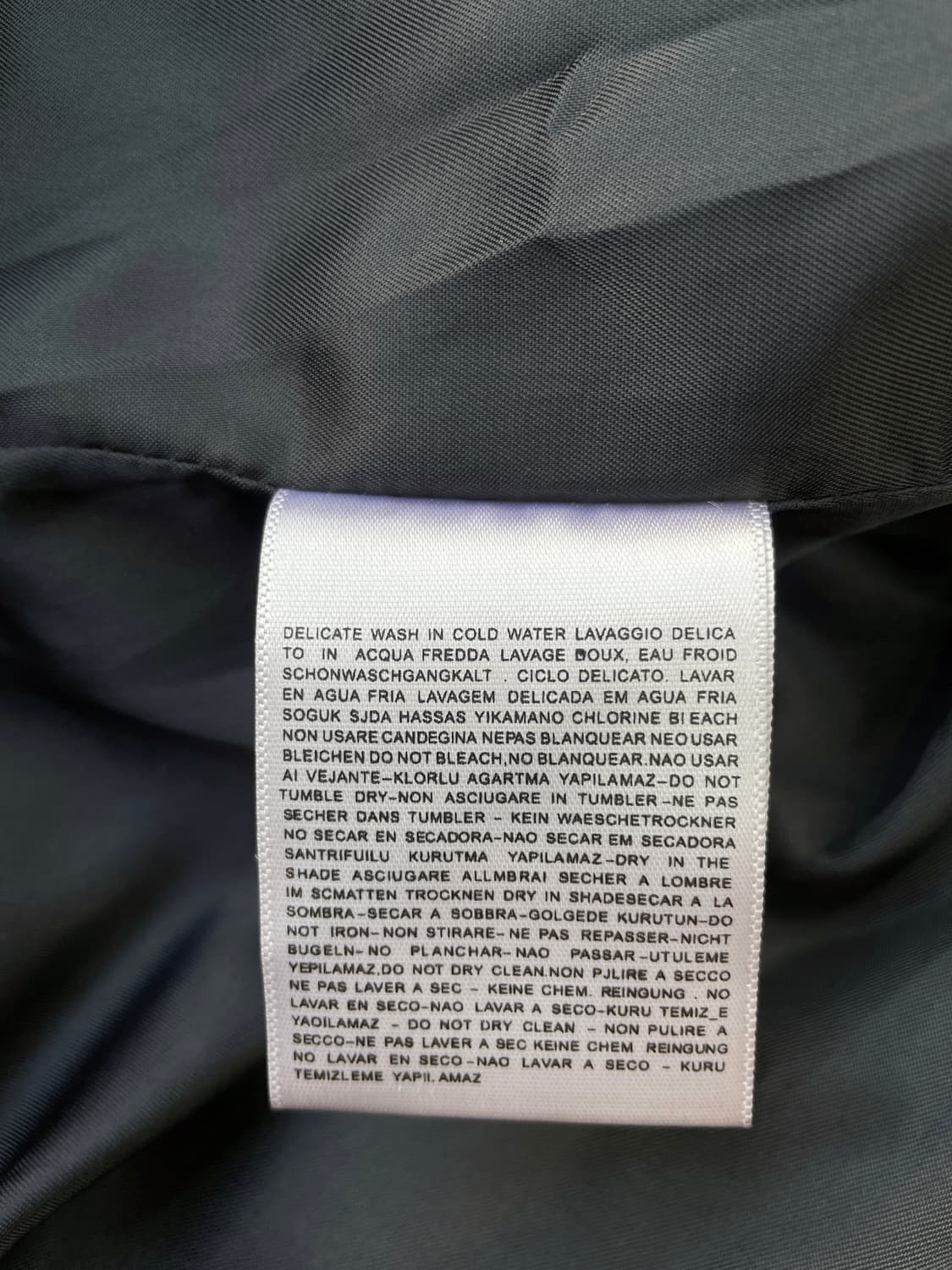 아이러니포르노 스웨이드 터치 크롭 카라 집업 자켓 블랙 상품이미지5