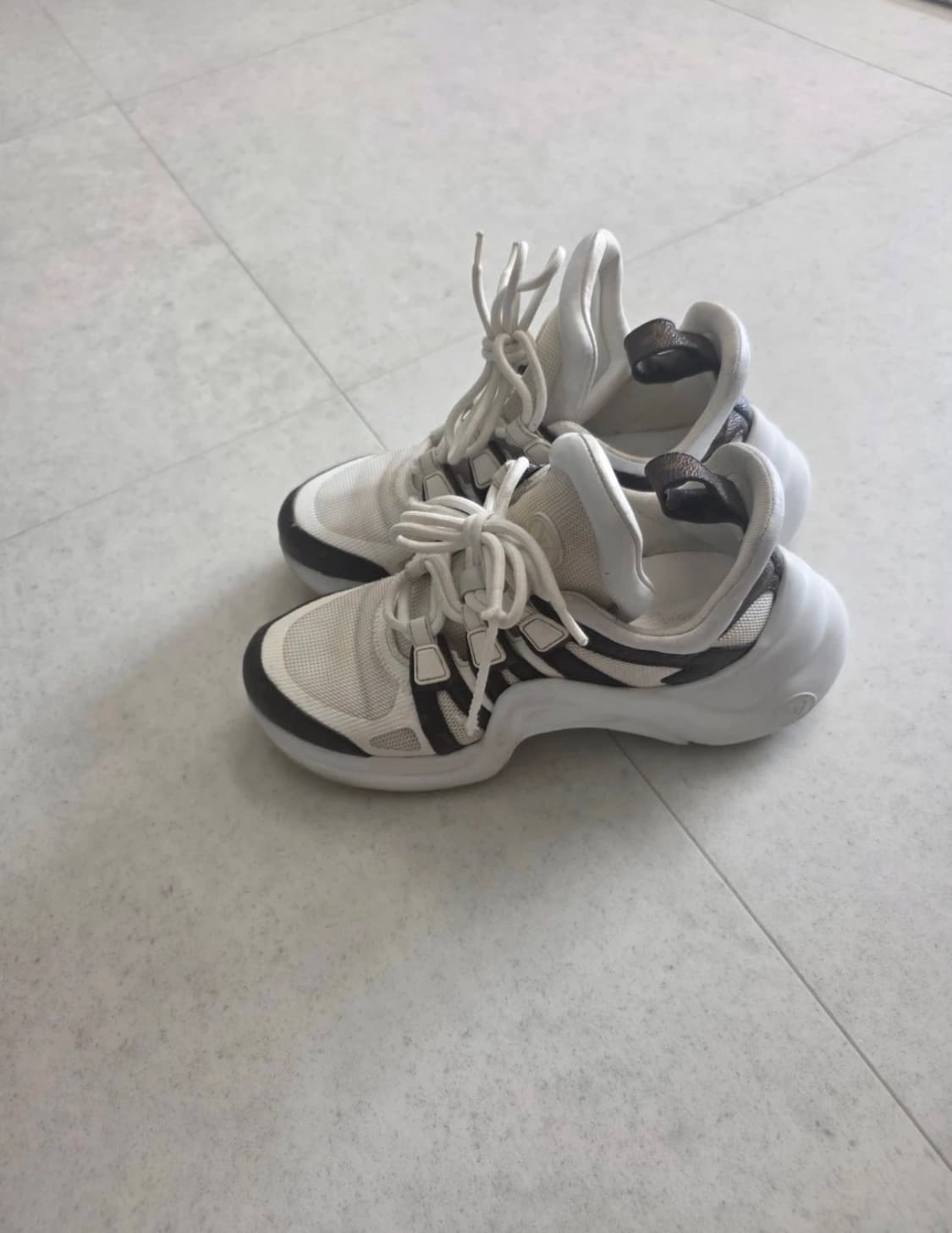 루이비통 아치라이트 36.5 (245) 정품 상품이미지2