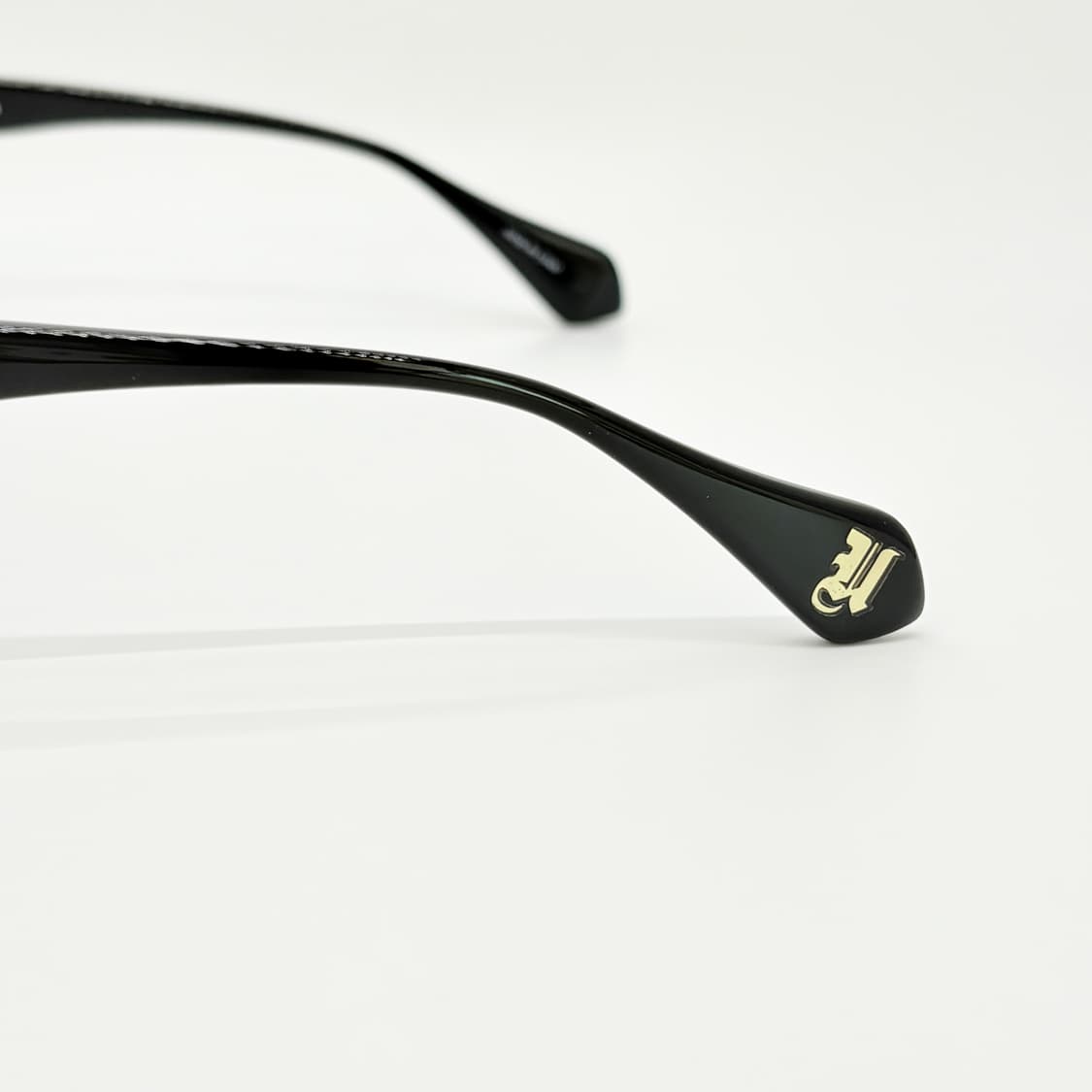 VANQUISH 뱅퀴시 블랙 스터드 뿔테  상품이미지7