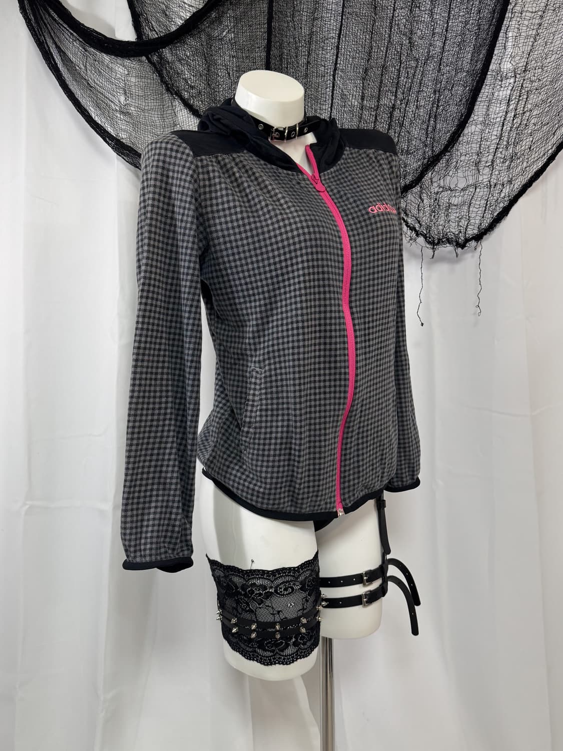 adidas hood zip up 상품이미지2