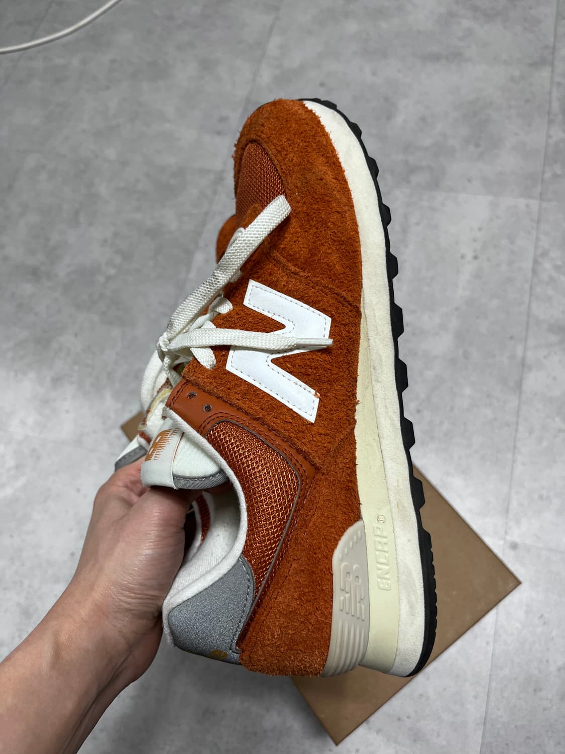 뉴발란스 헤리티지 오렌지 270 싸게 팝니다! 상품이미지3