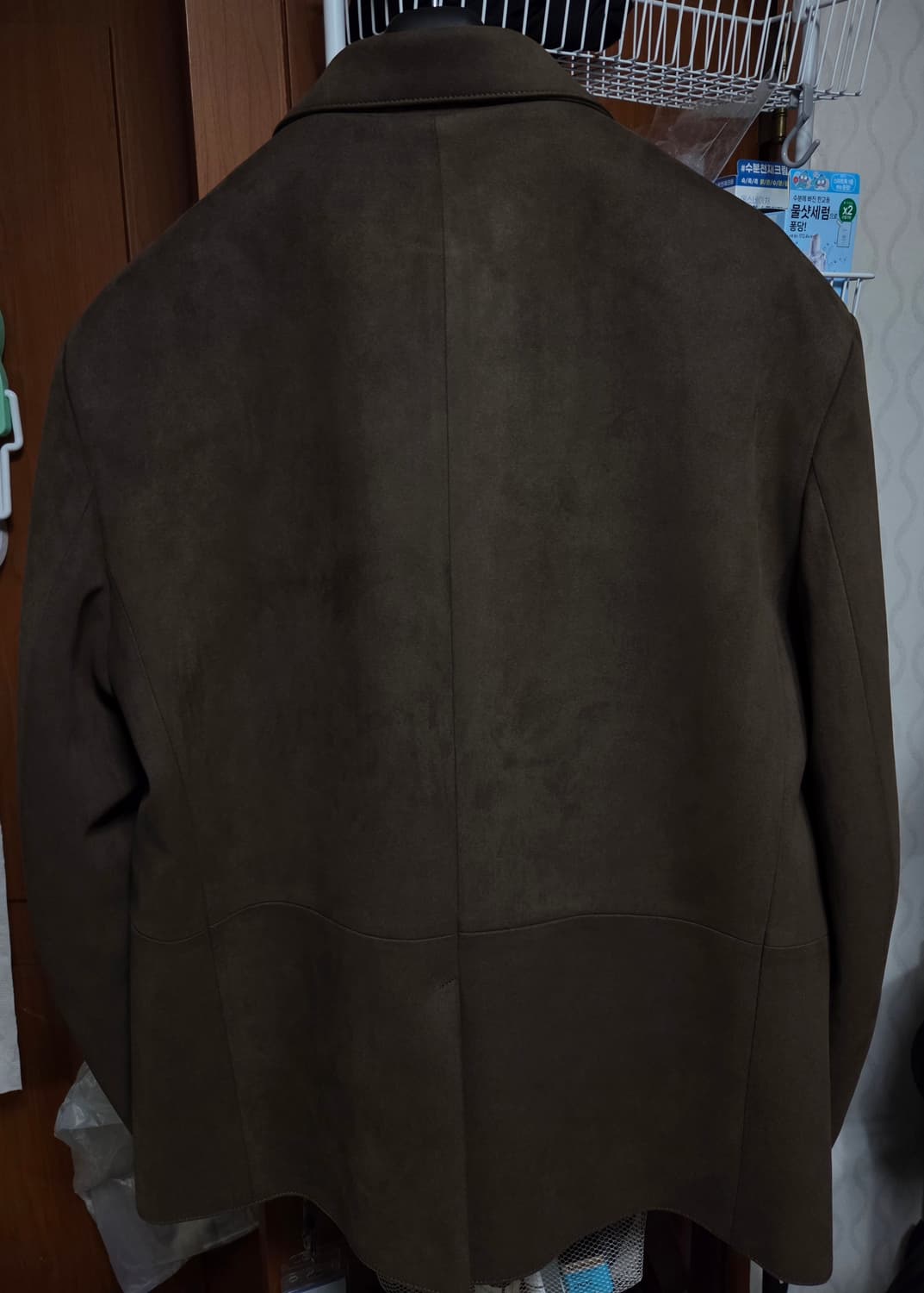 쿠어 에코 스웨이드 쓰리 버튼 블레이저 (다크브라운) L사이즈 상품이미지3