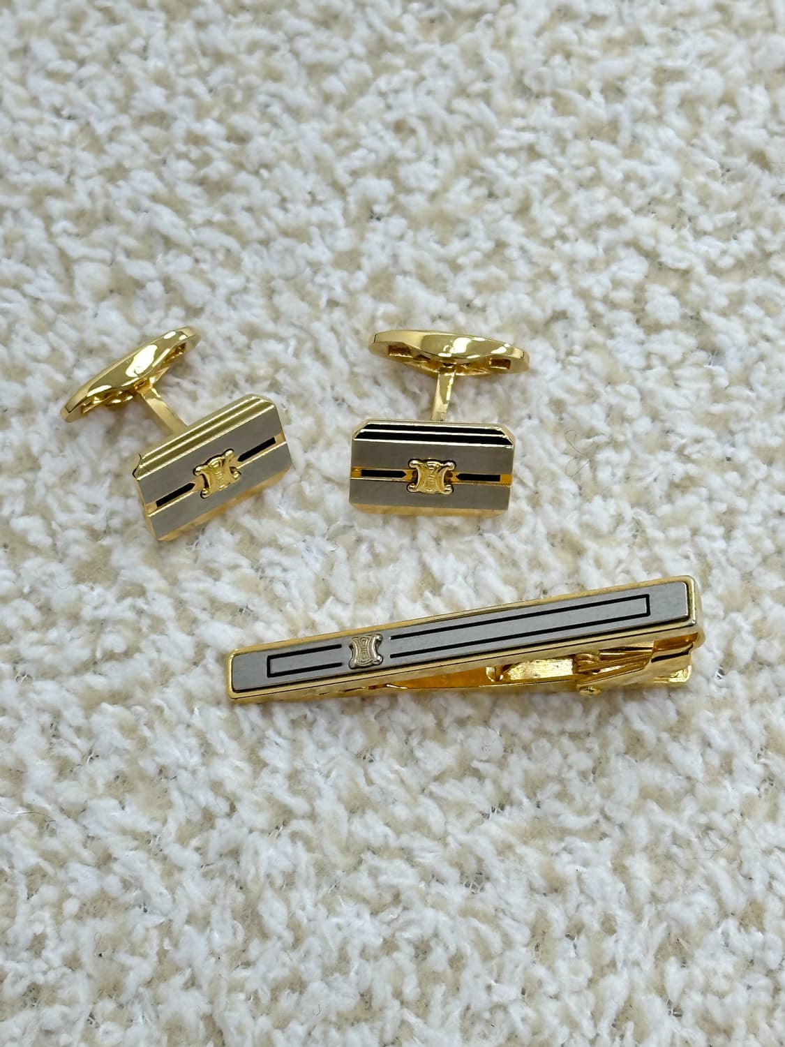 셀린느 넥타이핀 +커프스링크 세트 상품이미지1