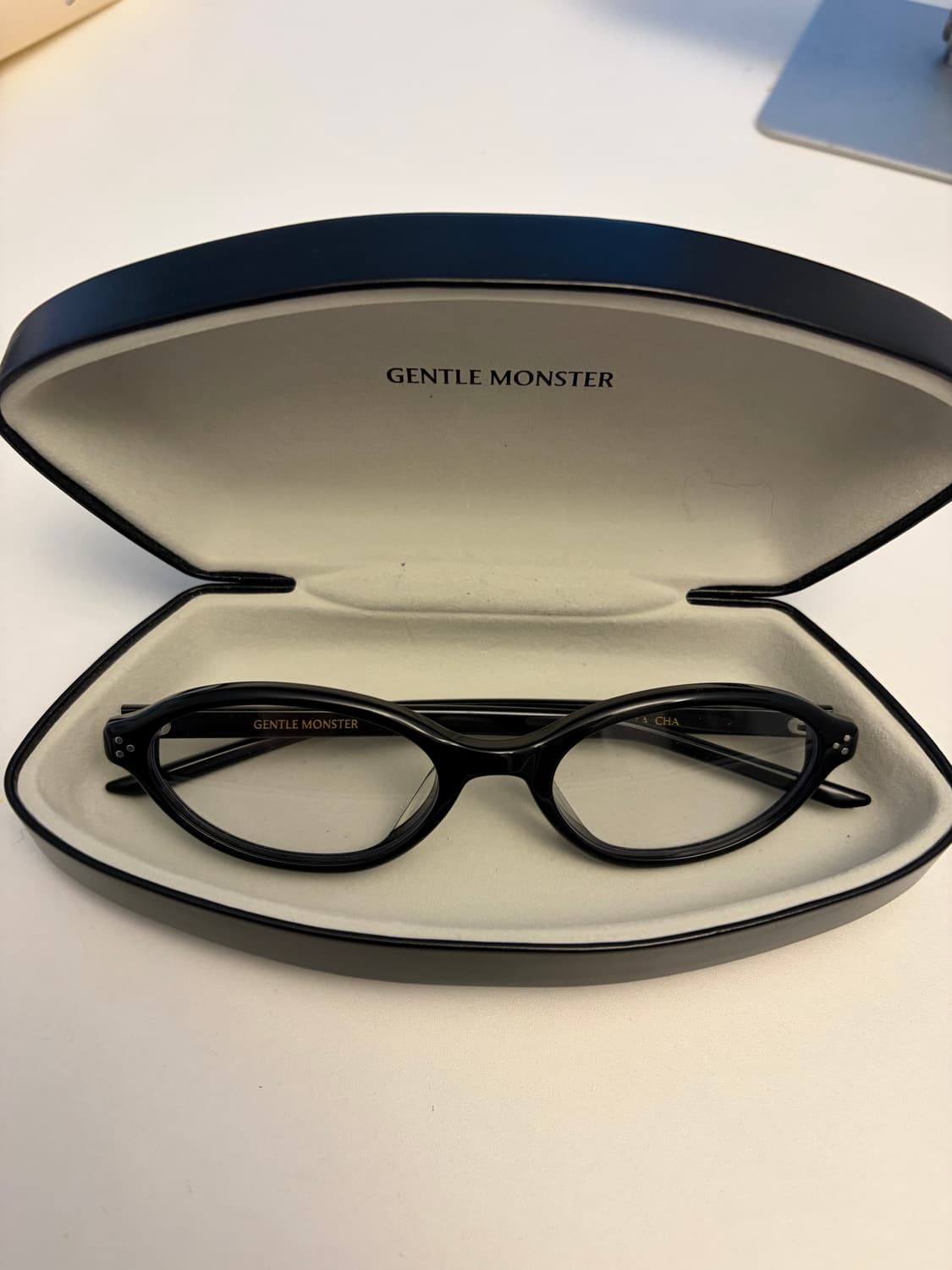 젠틀몬스터 la cha 01 상품이미지1