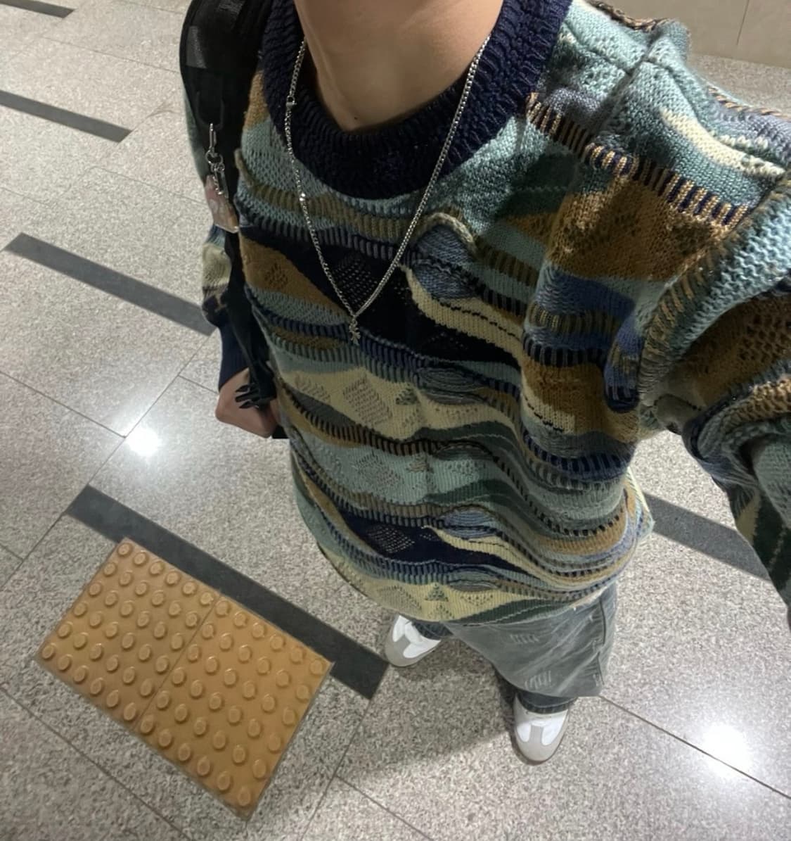 플레이보이 케이블 라운드 니트 상품이미지1