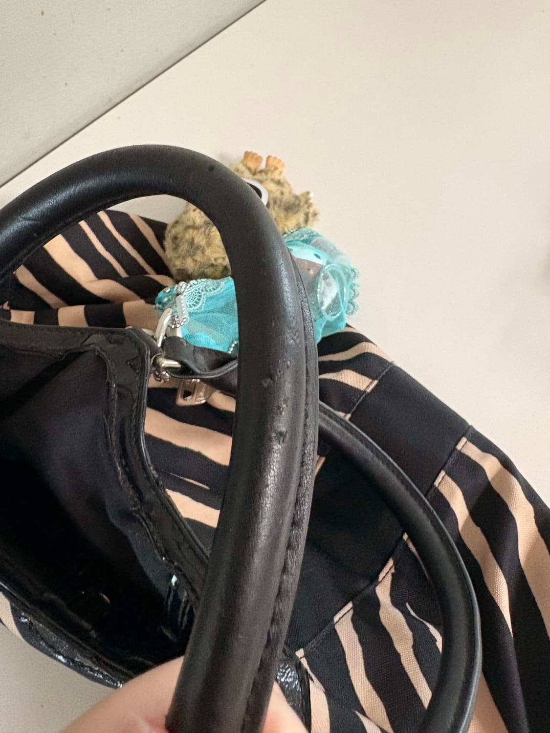 Coach zebra pattern bag 상품이미지10