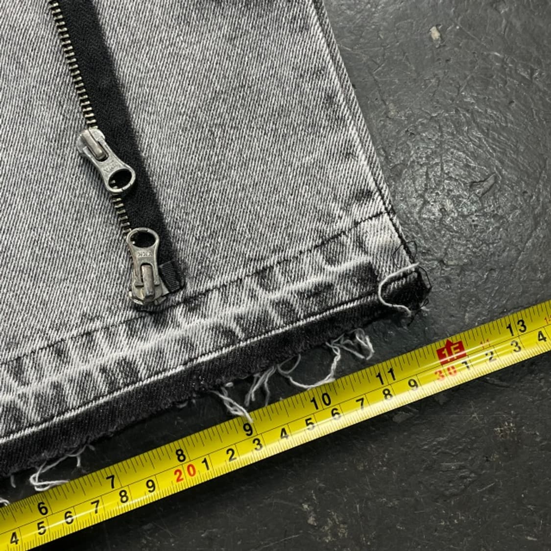 100 써저리 008 프로세스 오블리크 카고 진 데님팬츠 상품이미지6