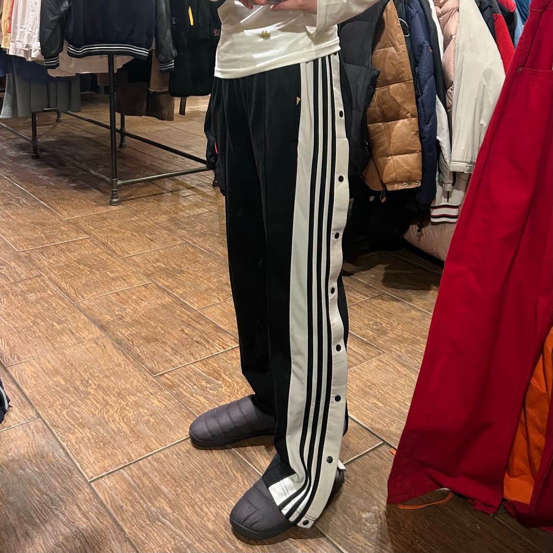 [HI] 아디다스 사이드라인 트랙 팬츠 블랙 상품이미지3