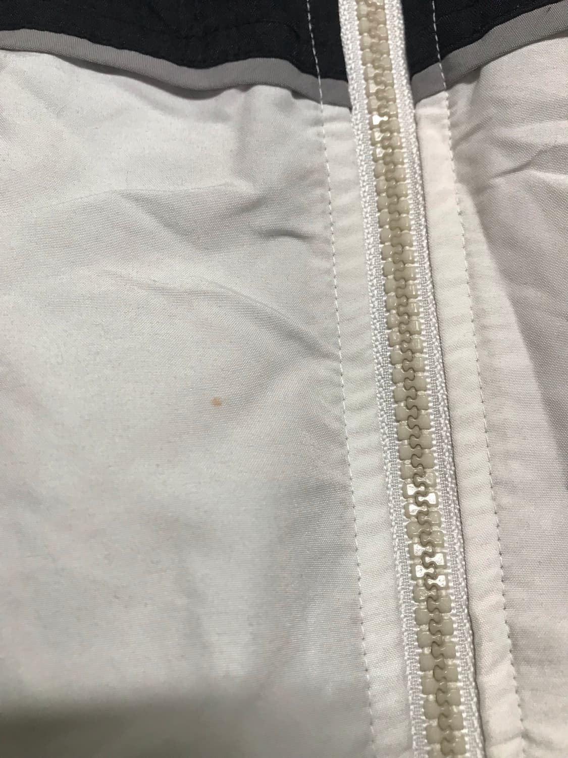 나이키 00s 흰검 바람막이 상품이미지9