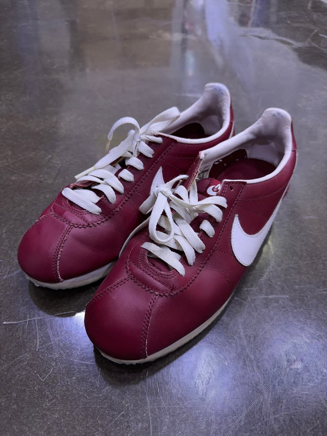 나이키 클래식 코르테즈 가죽 레더 버건디 화이트 스니커즈 275 상품이미지1