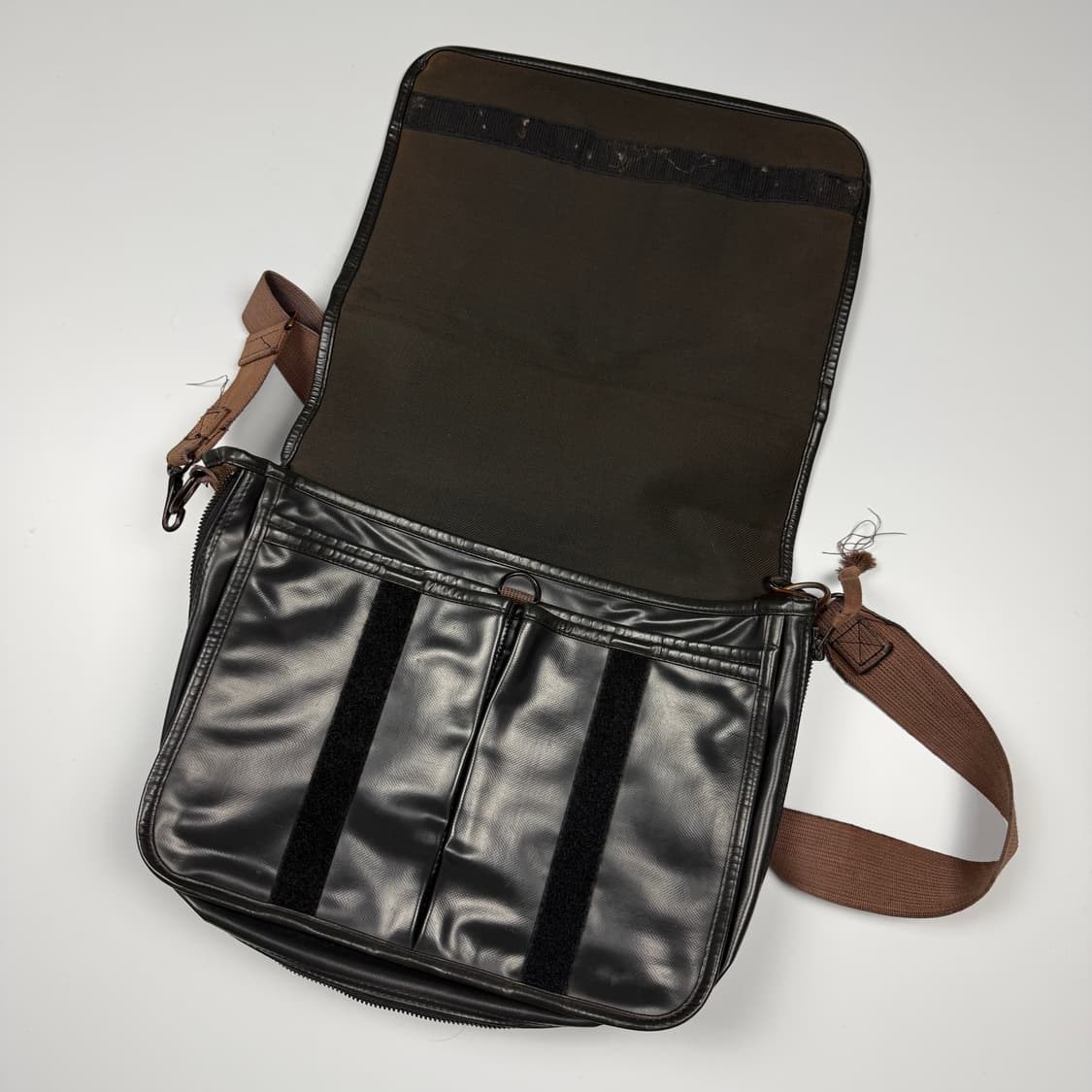 요시다포터 러기지라벨 라이너 메신저백 블랙 상품이미지7