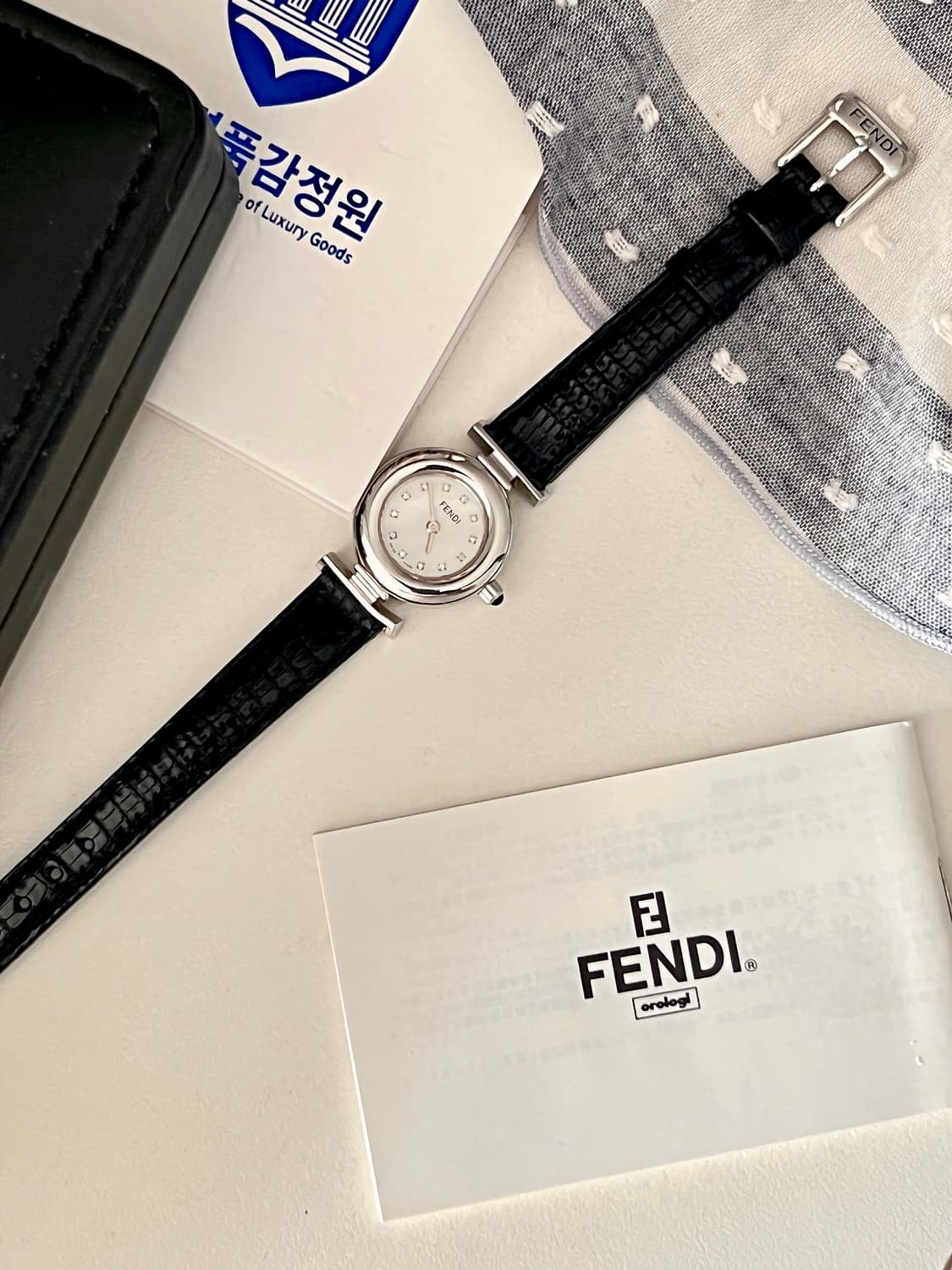 펜디 쉘 다이얼 12p 다이아 시계 / 정품감정 . 케어  상품이미지10