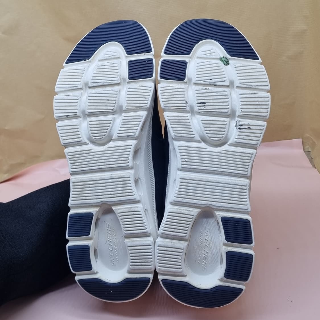 스케쳐스 글라이드 스텝 운동화 265 상품이미지3