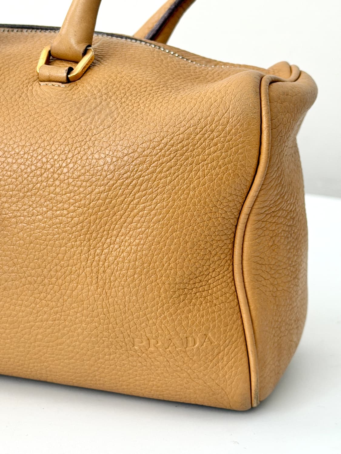 프라다 카멜 그레인 레더 보스턴 숄더백 상품이미지2